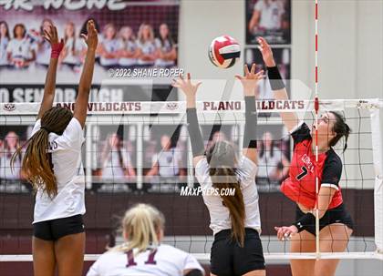 Thumbnail 1 in Coppell @ Plano photogallery.