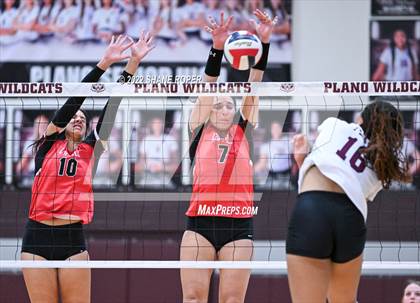 Thumbnail 2 in Coppell @ Plano photogallery.