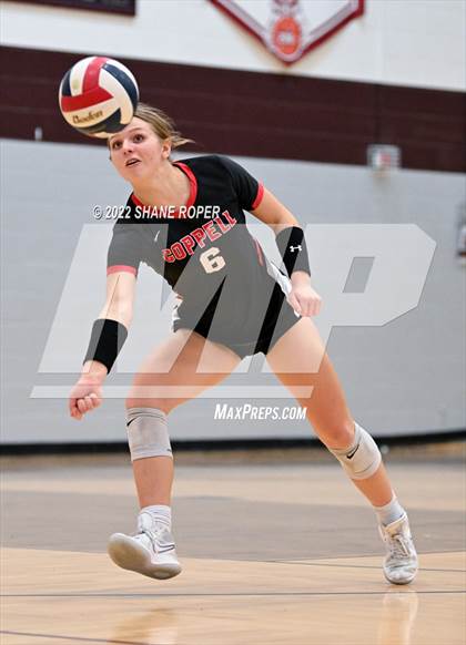 Thumbnail 1 in Coppell @ Plano photogallery.