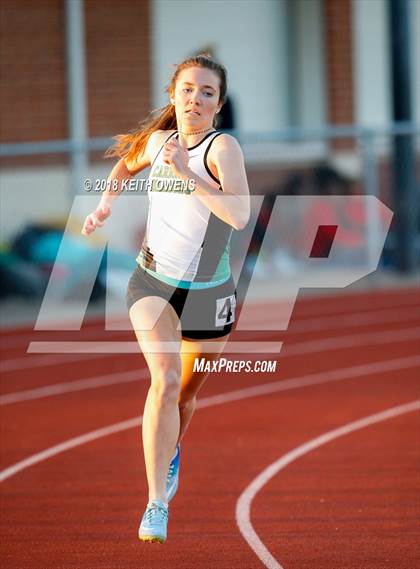 Thumbnail 3 in UIL 5A & 6A Area 05/06 Track Meet photogallery.