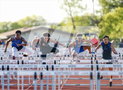 Thumbnail 3 in UIL 5A & 6A Area 05/06 Track Meet photogallery.