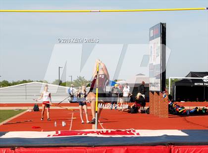Thumbnail 3 in UIL 5A & 6A Area 05/06 Track Meet photogallery.
