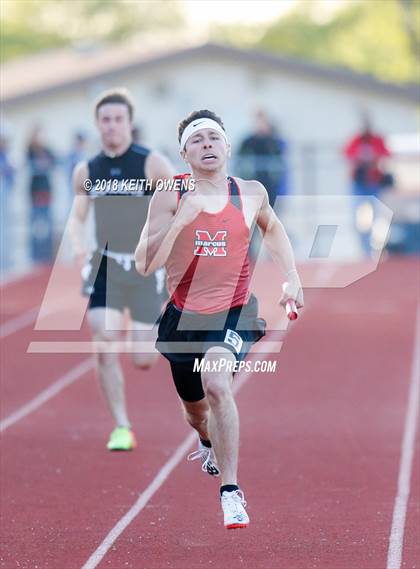 Thumbnail 3 in UIL 5A & 6A Area 05/06 Track Meet photogallery.