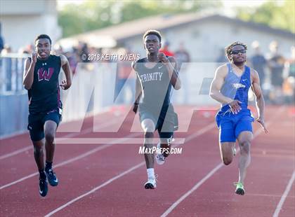 Thumbnail 3 in UIL 5A & 6A Area 05/06 Track Meet photogallery.