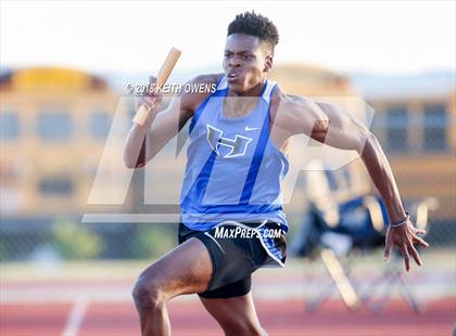 Thumbnail 2 in UIL 5A & 6A Area 05/06 Track Meet photogallery.
