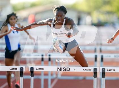 Thumbnail 1 in UIL 5A & 6A Area 05/06 Track Meet photogallery.