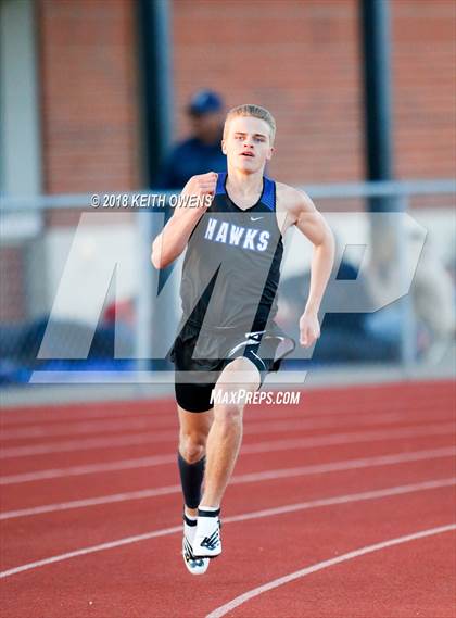 Thumbnail 1 in UIL 5A & 6A Area 05/06 Track Meet photogallery.