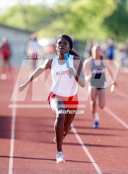 Thumbnail 2 in UIL 5A & 6A Area 05/06 Track Meet photogallery.