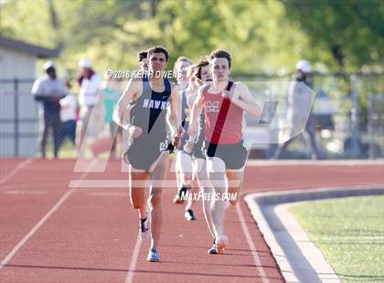 Thumbnail 2 in UIL 5A & 6A Area 05/06 Track Meet photogallery.