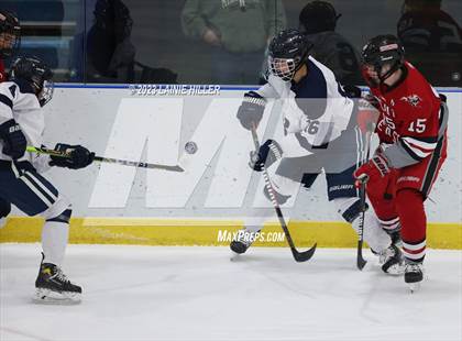 Thumbnail 1 in Duluth East @ Bemidji photogallery.