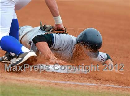 Thumbnail 2 in La Costa Canyon vs. Rancho Bernardo (CIF SDS D2 Final) photogallery.