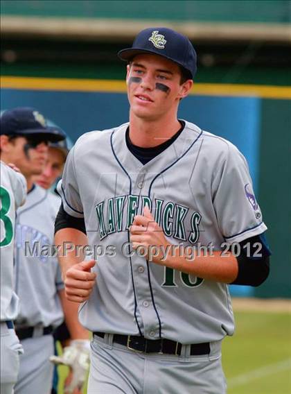 Thumbnail 3 in La Costa Canyon vs. Rancho Bernardo (CIF SDS D2 Final) photogallery.