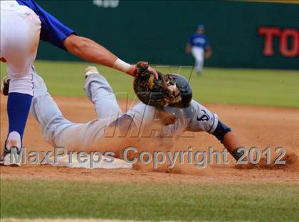 Thumbnail 3 in La Costa Canyon vs. Rancho Bernardo (CIF SDS D2 Final) photogallery.