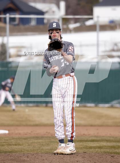 Thumbnail 1 in Skyridge @ Ridgeline (Sophomore) photogallery.