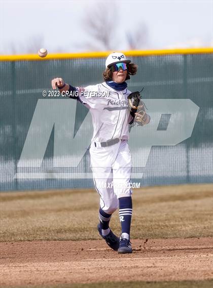 Thumbnail 1 in Skyridge @ Ridgeline (Sophomore) photogallery.
