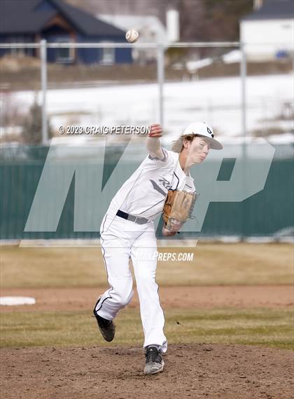 Thumbnail 1 in Skyridge @ Ridgeline (Sophomore) photogallery.