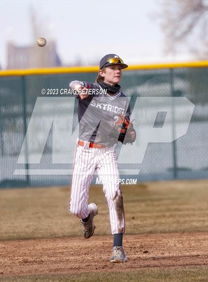 Thumbnail 1 in Skyridge @ Ridgeline (Sophomore) photogallery.