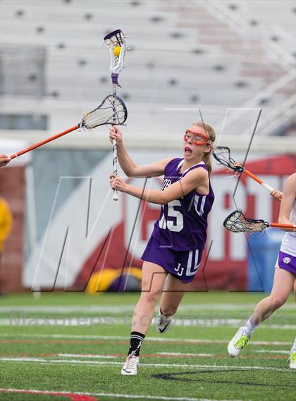 Thumbnail 2 in Christian Brothers Academy vs John Jay (NYSPHSAA Class B Semifinal) photogallery.