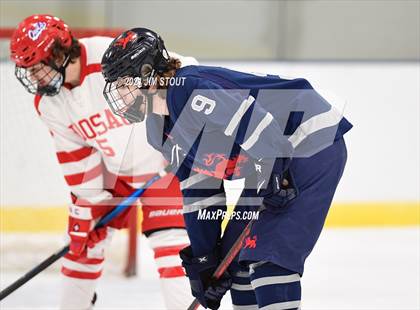 Thumbnail 1 in Hoosac @ Kent photogallery.