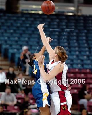 Thumbnail 2 in Pinole Valley vs. Carondelet (CIF NorCal D2 Final) photogallery.