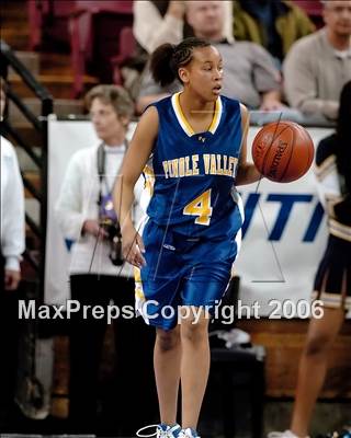 Thumbnail 1 in Pinole Valley vs. Carondelet (CIF NorCal D2 Final) photogallery.