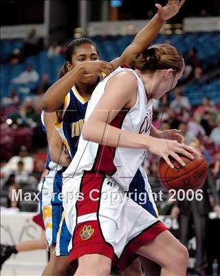 Thumbnail 1 in Pinole Valley vs. Carondelet (CIF NorCal D2 Final) photogallery.