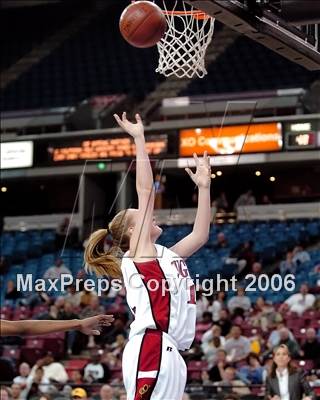 Thumbnail 2 in Pinole Valley vs. Carondelet (CIF NorCal D2 Final) photogallery.