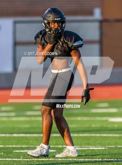Thumbnail 1 in Alvin vs Shadow Creek photogallery.