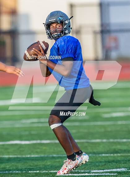 Thumbnail 1 in Alvin vs Shadow Creek photogallery.