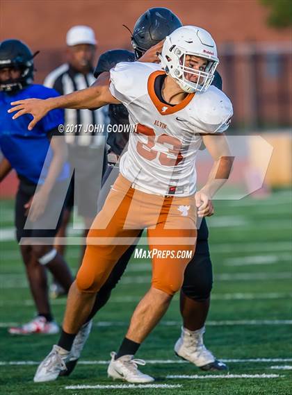 Thumbnail 1 in Alvin vs Shadow Creek photogallery.