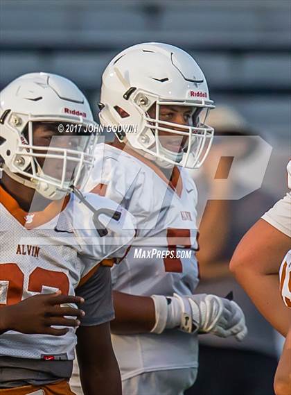 Thumbnail 1 in Alvin vs Shadow Creek photogallery.