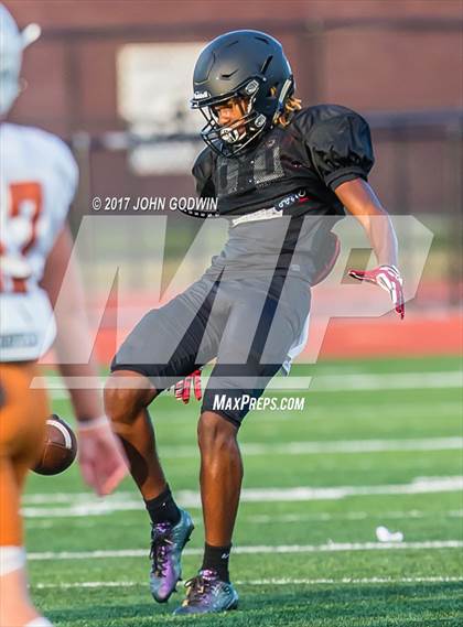 Thumbnail 1 in Alvin vs Shadow Creek photogallery.