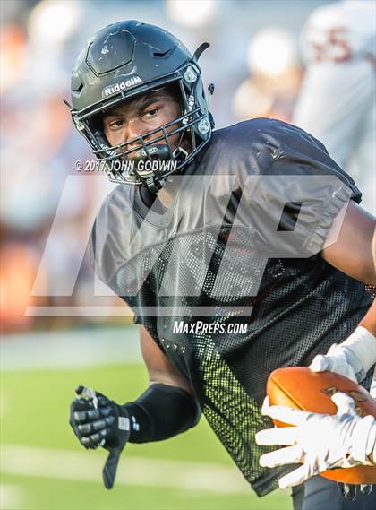 Thumbnail 2 in Alvin vs Shadow Creek photogallery.