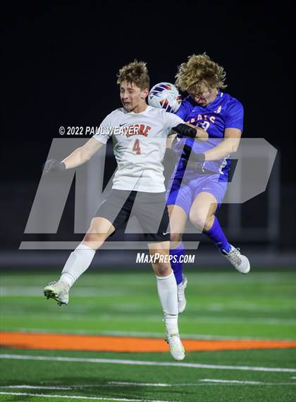 Thumbnail 1 in Selinsgrove vs. Jersey Shore (PIAA District IV Class AAA Championship) photogallery.