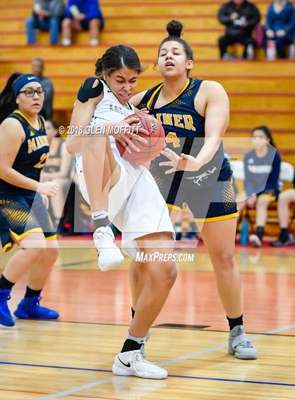 Thumbnail 1 in Lake Stevens vs. Mariner photogallery.