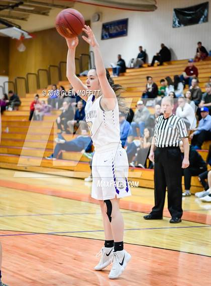 Thumbnail 3 in Lake Stevens vs. Mariner photogallery.