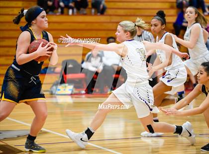 Thumbnail 1 in Lake Stevens vs. Mariner photogallery.