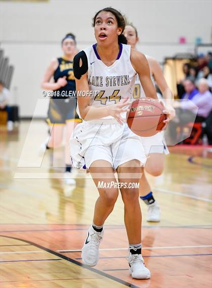 Thumbnail 1 in Lake Stevens vs. Mariner photogallery.