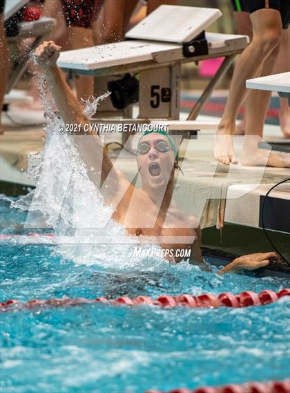 Thumbnail 1 in CHSAA 4A Championships photogallery.