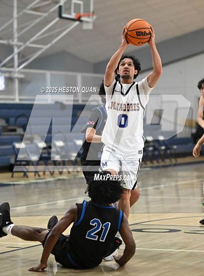 Thumbnail 2 in Wiseburn- Da Vinci vs. La Mirada (Bosco Classic) photogallery.