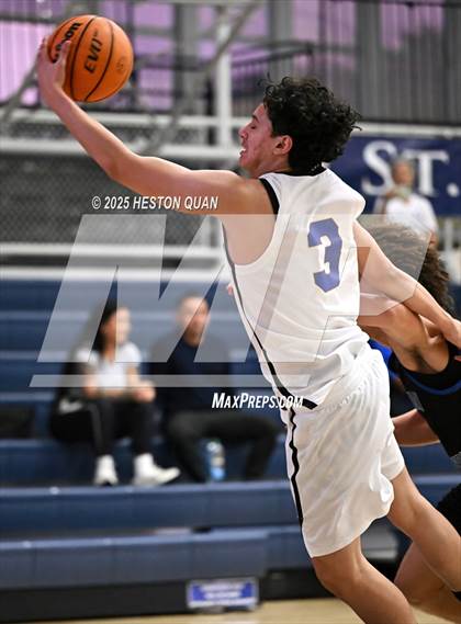 Thumbnail 3 in Wiseburn- Da Vinci vs. La Mirada (Bosco Classic) photogallery.