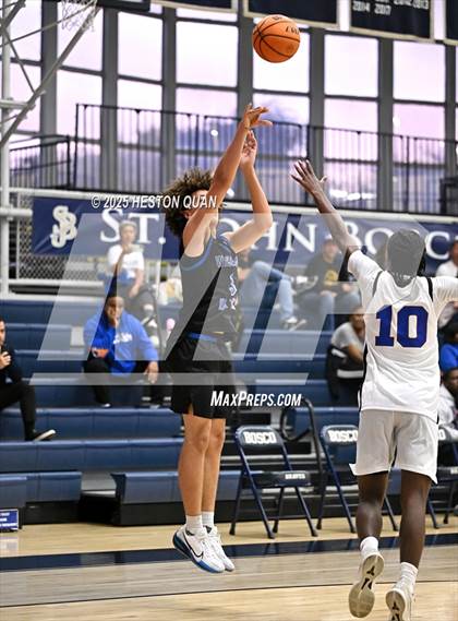 Thumbnail 3 in Wiseburn- Da Vinci vs. La Mirada (Bosco Classic) photogallery.