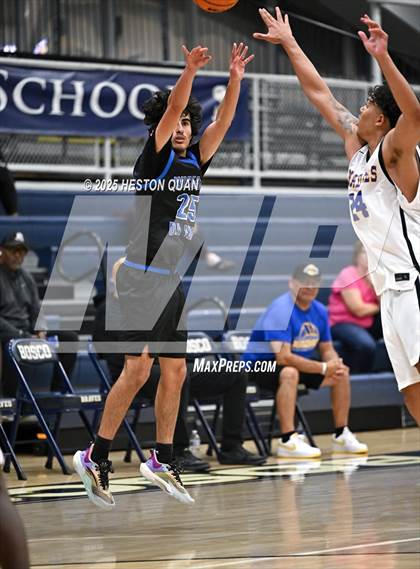 Thumbnail 2 in Wiseburn- Da Vinci vs. La Mirada (Bosco Classic) photogallery.