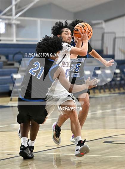 Thumbnail 2 in Wiseburn- Da Vinci vs. La Mirada (Bosco Classic) photogallery.