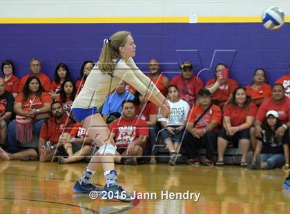 Thumbnail 3 in Santa Margarita vs. Kahuku (Durango Fall Classic) photogallery.