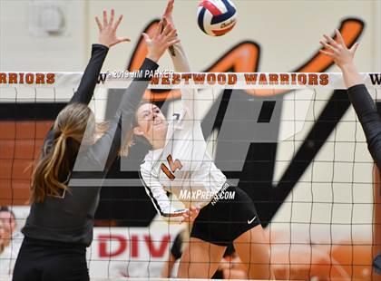 Thumbnail 3 in Vandegrift @ Round Rock Westwood photogallery.