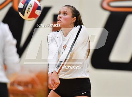 Thumbnail 3 in Vandegrift @ Round Rock Westwood photogallery.