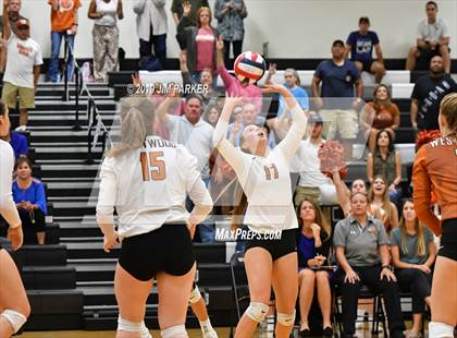 Thumbnail 3 in Vandegrift @ Round Rock Westwood photogallery.