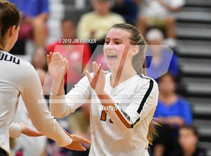 Thumbnail 3 in Vandegrift @ Round Rock Westwood photogallery.