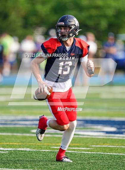 Thumbnail 2 in Phil Simms North vs South All Star Game photogallery.